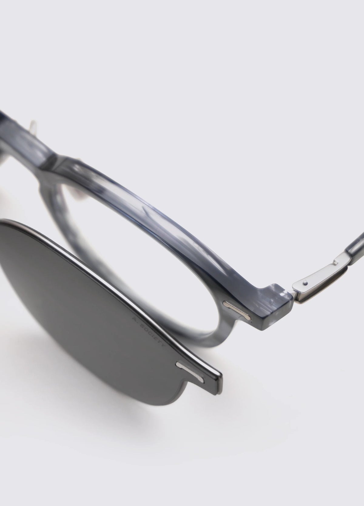 ONYX GREY HAVANA